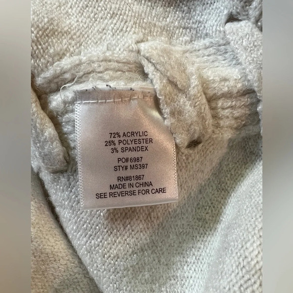 OLIVIA SKY Cream sweater with braid detail size S. - Picture 10 of 13